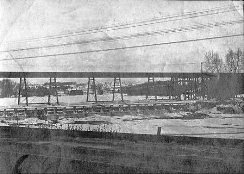 Timber trestle bridge over the Huron River at Ann Arbor was designed and built by Professor Charles Ezra Greene.